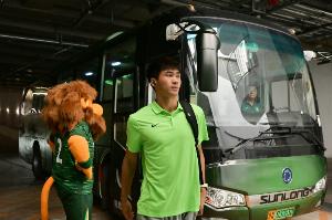 記者：吳少聰發(fā)燒，今日國安賽前發(fā)布會球員調(diào)整為張玉寧