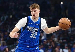 弗拉格拿到115分53板22助！詹姆斯后第二年輕拿到100+20+20球員