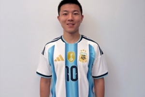 迷弟上線！陶強龍曬上身10號梅西阿根廷新球衣