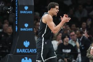 主攻手！小邁克爾·波特半場14中7砍最高20分外加8板 三分8中4