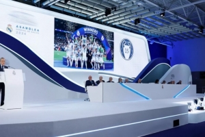 官方：皇馬11月23日召開(kāi)會(huì)員代表大會(huì)，審批財(cái)務(wù)收支和預(yù)算等事項(xiàng)