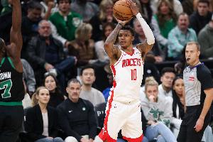 小賈或許沒達(dá)到球迷對(duì)探花的期待 但至少?zèng)]水還簽了份超值合同