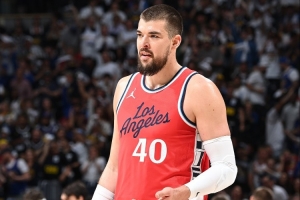 哈登小卡缺陣！快船vs太陽首發(fā)：鄧恩/比爾/小瓊斯/巴圖姆/祖巴茨