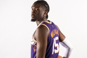 瑞安·鄧恩：馬威表現(xiàn)很棒 籃板防守補(bǔ)防都給球隊(duì)很大幫助