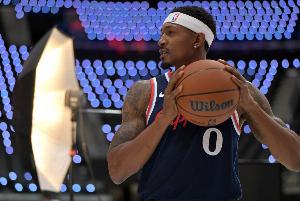 比爾14中2僅得5分！解說：本賽季NBA比賽特點不太適合老同志