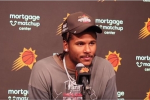 杰倫·格林：我們陣容非常棒各司其職 我加入后很快就融入了進(jìn)去