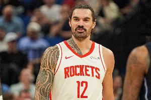 火箭明日戰(zhàn)馬刺 亞當斯因左髖屈肌緊張依然出戰(zhàn)成疑