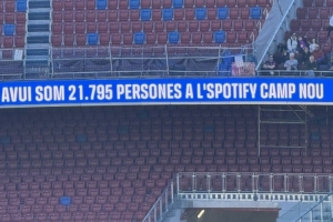 門票售罄！21795名球迷入場觀看巴薩在諾坎普的訓練