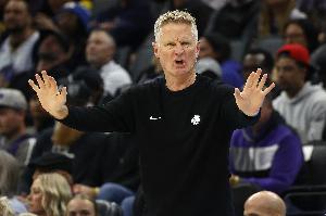 科爾：我們從一開始就缺乏斗志 面對(duì)頂級(jí)強(qiáng)隊(duì)之一 我對(duì)此并不滿意