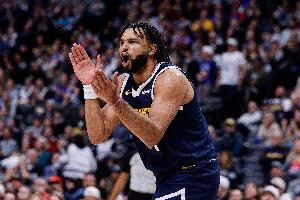 非常高效！賈馬爾·穆雷12中8得23分4板8助2斷1帽 三節(jié)打卡下班