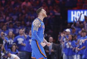 準(zhǔn)備好了！哈滕拋投命中拿到本場(chǎng)第26分 創(chuàng)個(gè)人生涯得分新高