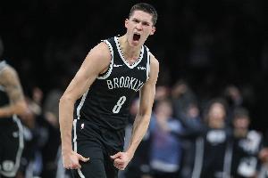 打得可以！新秀杰明半場(chǎng)6中3拿到8分3板5助1斷