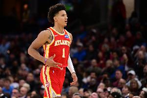 6失誤太多了！杰倫·約翰遜14中8&三分5中2拿到21分7板4助