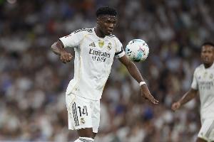 每體：瓊阿梅尼受傷后阿隆索尋找中場替代方案，三名球員成為候選