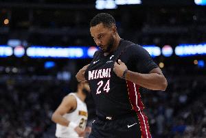 ??殺瘋了！熱火首節(jié)狂轟53分！NBA歷史第二！僅次23年勇士！