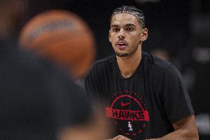 【菜鳥】紐厄爾17分4斷搶懵湖人 弗拉格12分7板 埃奇庫姆11分7板