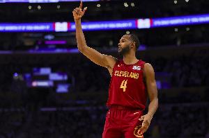 奮力反擊！莫布里傳射建功 騎士下半場打出12-0迅速迫近比分