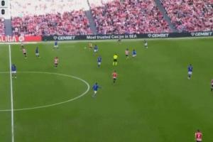 今夏簽10年長(zhǎng)約??尼科精彩一條龍破門(mén)，連過(guò)三人小角度抽射爆桿