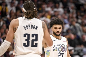 今日掘金背靠背戰(zhàn)步行者 戈登與穆雷均被列為出戰(zhàn)成疑