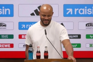 諾伊爾失誤？孔帕尼：我才不會批評頭號門將 迪亞斯本周3球很重要