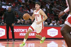 全方面成長！謝潑德本賽季場均10.6分2.4板3.4助&三分命中率45.2%