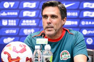 拉莫斯：河南隊(duì)希望我繼續(xù)執(zhí)教，我們的踢法在中超排前三