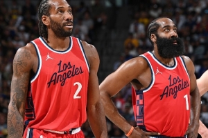 4連?。∶烙洠嚎齑淆g化問題凸顯 只能依靠年輕球員如科林斯等人