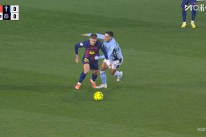 賽前臨時(shí)換人！巴薩官方：奧爾莫替代卡薩多成為本場(chǎng)首發(fā)