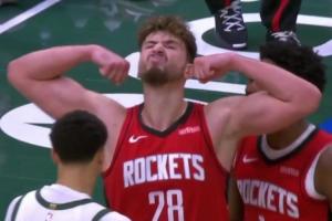 ??橫！申京拋射字母哥 再戲耍字母+強(qiáng)吃特納2+1收比賽??