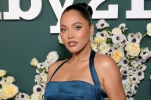 庫(kù)里妻子阿耶莎曬慈善晚宴美照 致力于為兒童提供必需品