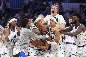 刺激！開(kāi)拓者11-0反超&班凱羅連丟關(guān)鍵三罰 豬哥失誤成就貝恩絕殺