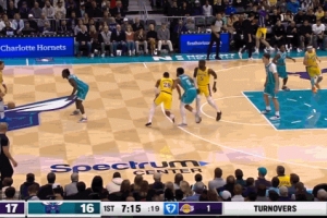 恐怖如斯！東契奇首節(jié)高效輸出 5分鐘不到得分上雙