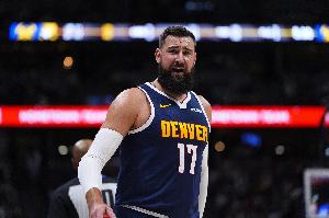 瓦蘭：哪怕只打4、5分鐘也要拼盡全力 做好自己該做的事