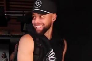 看到巴特勒這造型 庫里真心繃不住了當(dāng)場笑出來????