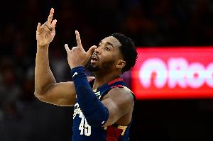 神仙打架！米切爾28中10空砍28分15板8助1斷 神仙準絕平三分