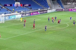 來(lái)啦??！蓉城收獲隊(duì)史亞冠正賽首球，德?tīng)柤佣喑樯淦崎T(mén)