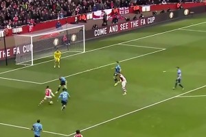 最粗的大腿！巔峰桑切斯有多強？一己之力帶隊前進的前鋒！