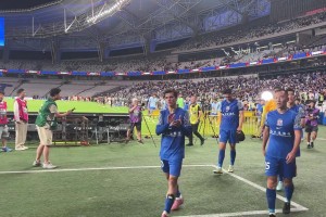 斯盧茨基:球隊(duì)的比賽質(zhì)量不比對(duì)手差，相信申花是有能力的隊(duì)伍