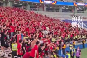 成都蓉城補(bǔ)時(shí)絕平申花守住榜首，5000+成都“遠(yuǎn)征軍”不白來(lái)!