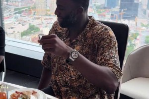 這體格子3斤起步？追夢體驗(yàn)茅臺白酒，好喝到手舞足蹈??