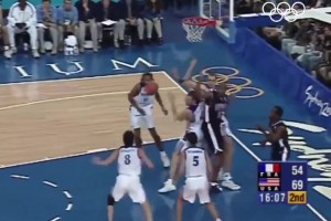 野球場(chǎng)浩克來(lái)了，壓迫感太強(qiáng)了！