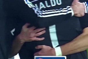 皇馬最強(qiáng)三叉戟！BBC經(jīng)典配合，本澤馬助攻C羅破門！