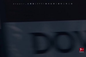 這個胖子帶球慢吞吞的，會踢球嗎？