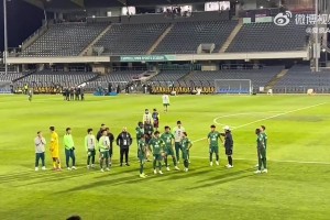 叫塞蒂恩過來！國安球員賽后謝場，面對遠(yuǎn)征球迷被瘋狂罵