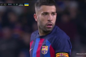 與眾不同的左后衛(wèi)！阿爾巴留給我們的美好回憶！祝好大師！