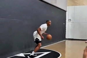 大史：杜蘭特首秀和申京的化學(xué)反應(yīng)太好了 這下更期待常規(guī)賽了~