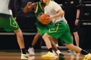 傳統(tǒng)籃球強(qiáng)校！林葳在俄勒岡大學(xué)的合練！