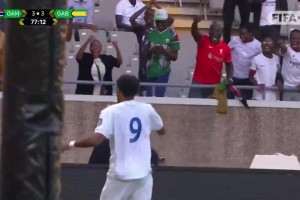 無敵！36歲奧巴梅揚上演瘋狂大四喜！加蓬4-3保留直通世界杯希望