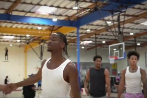 徐靜雨點(diǎn)評(píng)港星：不覺得梁朝偉演技好，他演誰都是演自己！