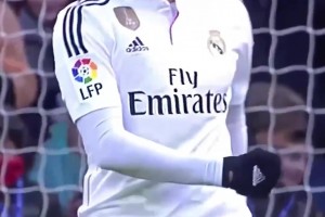 無理進(jìn)球！本澤馬完美詮釋了香蕉球的含義！